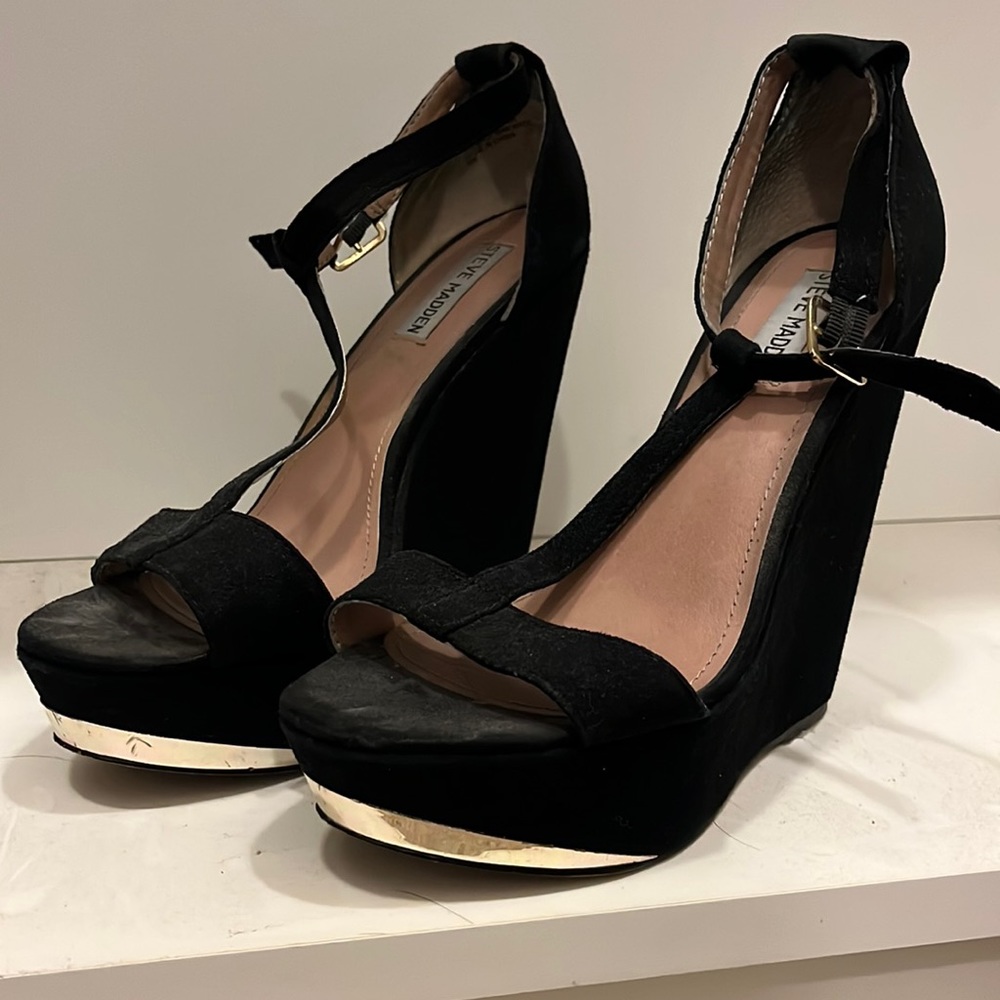 Steve Madden gold and black pump heels wedges size 8
